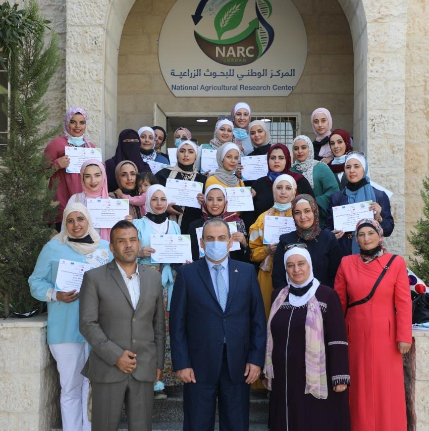 الاشغال تعلن عن تحويلات مرورية على مقطع على طريق المطار لاجراء فحوصات فنية لمدة 12 ساعة الجمعة