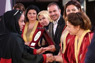  الكاتبة والأديبة الصحفية سحر حمزة تحصل على الإقامة الذهبية في دولة الإمارات العربية المتحدة  لإبداعها في مختلف الفنون الكتابية وإصداراتها الأدبية المتنوعة  