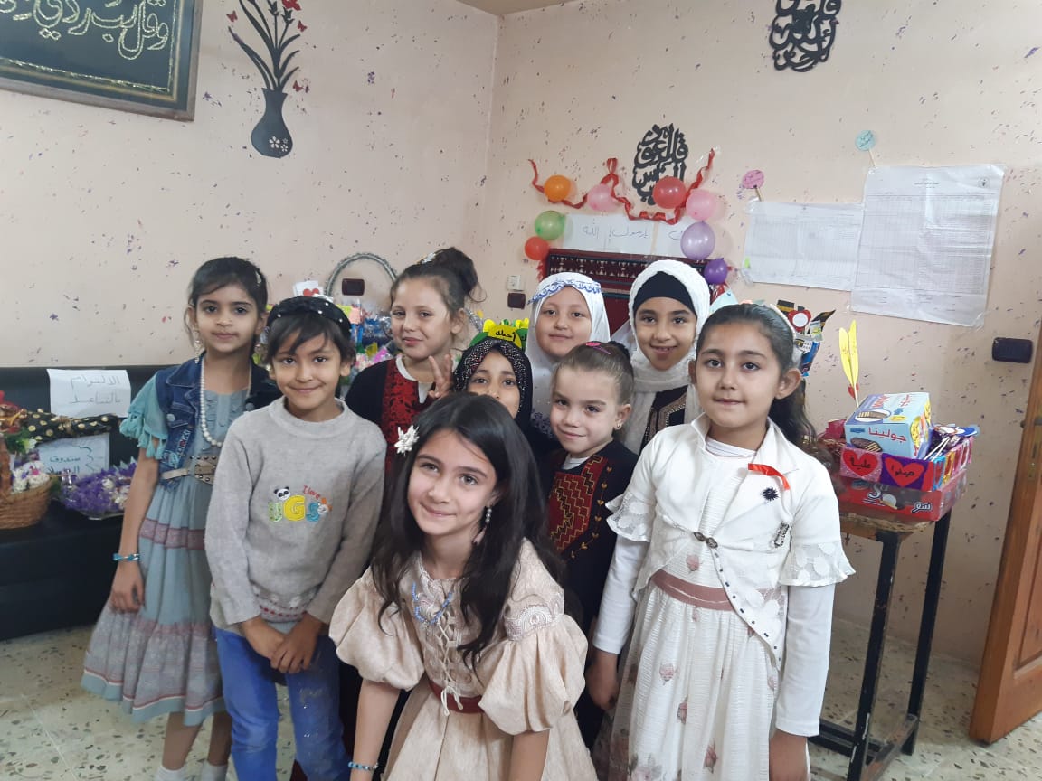 مدرسة هدى الفرقان الإسلامية تحتفل بذكرى المولد النبوي