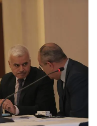 الصحفيون يقرون التقريرين المالي والإداري ويبدأون عملية الاقتراع