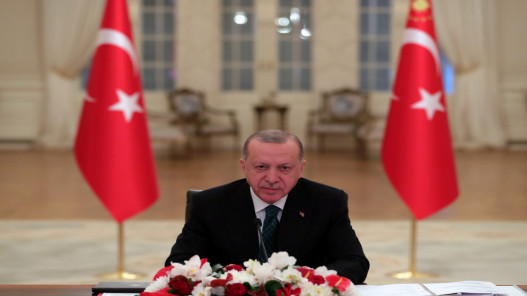 أردوغان يأمر بإعلان 10 سفراء أشخاصا غير مرغوب فيهم في تركيا