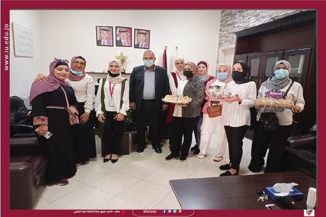 كلية الآداب في جامعة الإسراء تحتفي بذكرى المولد النبوي الشريف