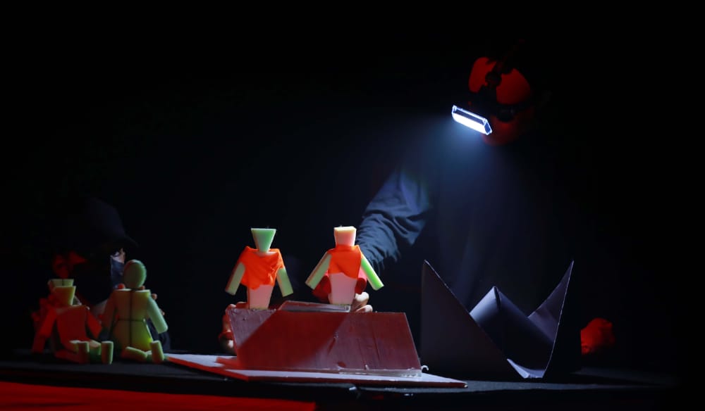  ناشئة الشارقة يبدعون في فوق الأرض تحت السماء