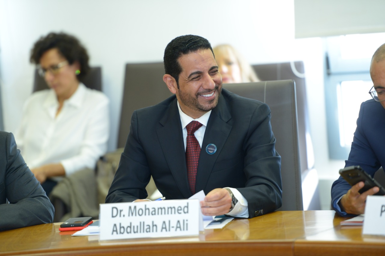 تریندز وموشیھ دیان ینظمان مائدة مستدیرة  بعنوان: حوار الاتفاق الإبراھیمي بعد عام