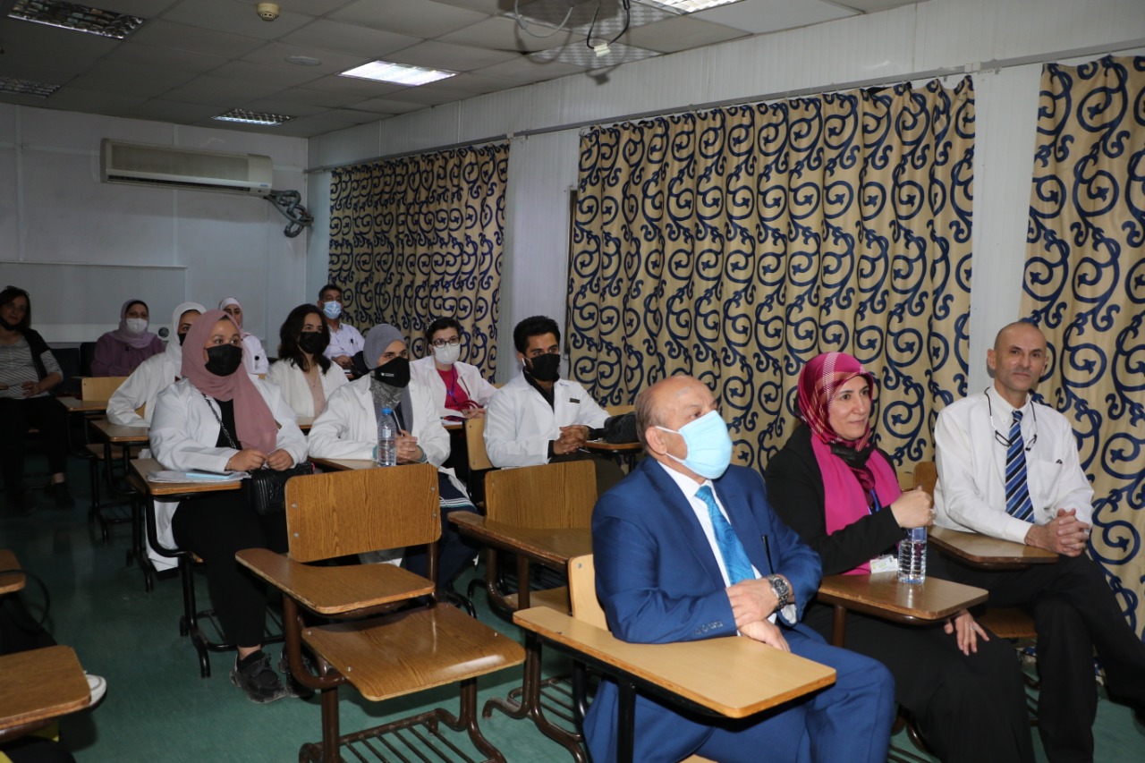  فعاليّة توعوية حول أهمية الكشف المبكر عن سرطان الثدي في مستشفى الجامعة الأردنية