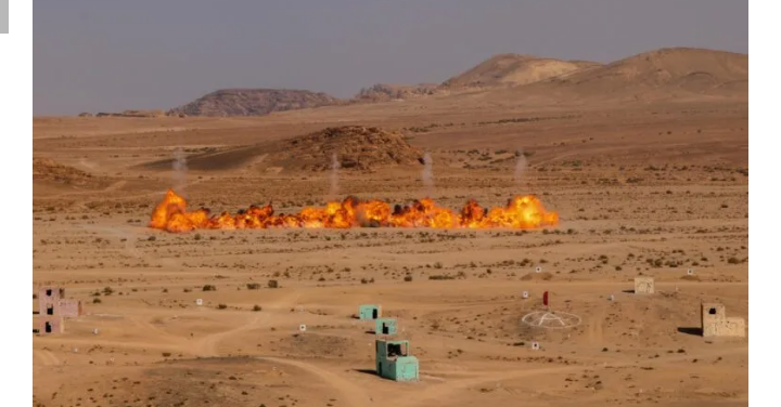 الحنيطي يتابع تمريناً عسكرياً في القوة البحرية والزوارق الملكية