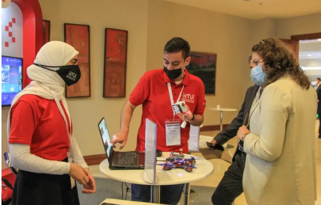 اختتام فعاليات مؤتمر الدفاع والأمن السيبراني الأول