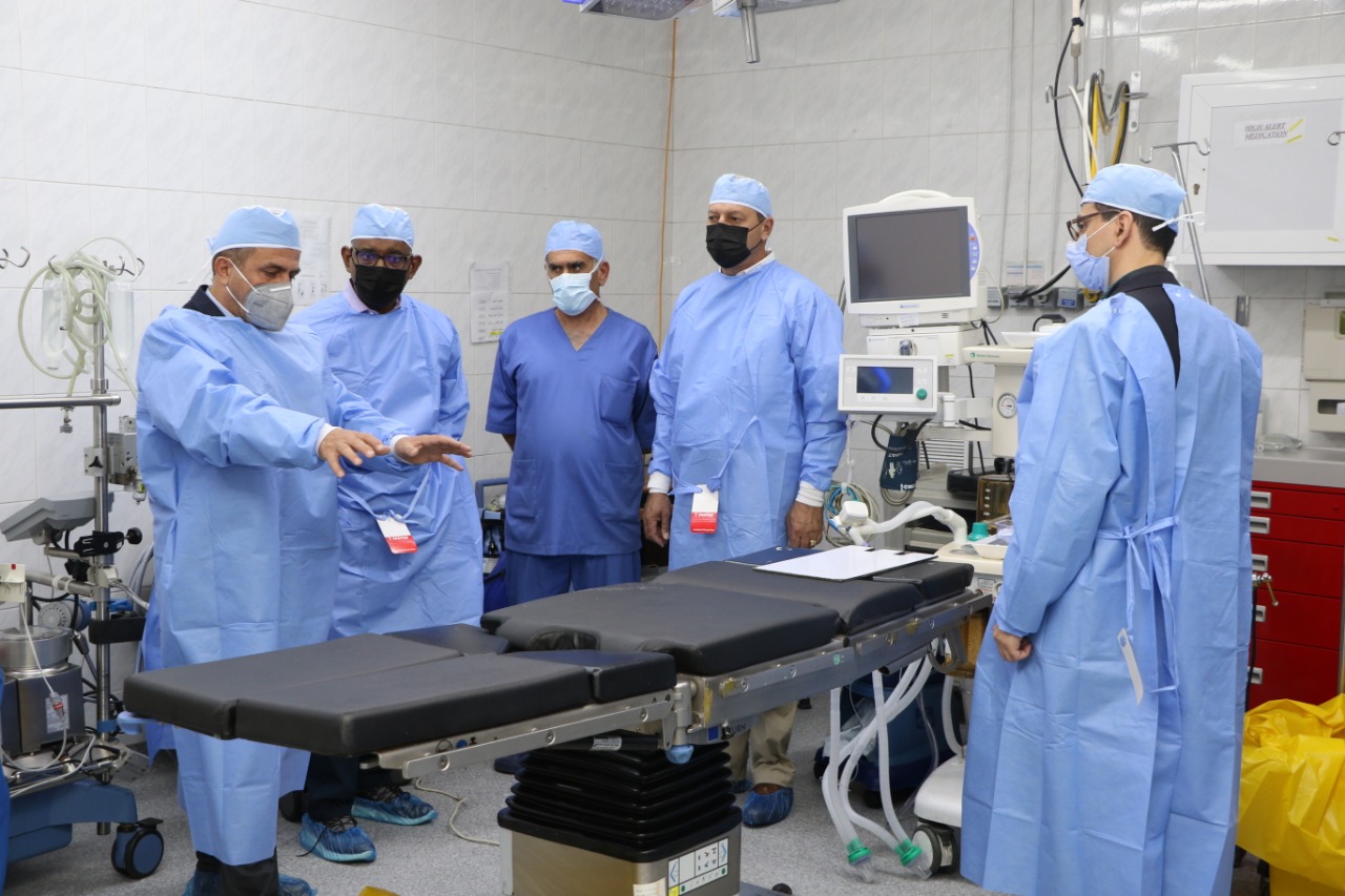 تعاون أردني أمريكي في مجال جراحة تشوُّهات قلب الأطفال في مستشفى الجامعة الأردنية