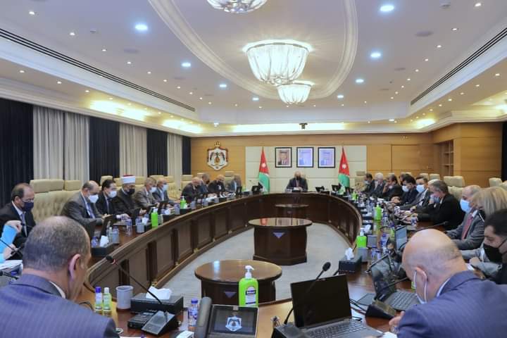 تمديد إعفاء 25 من الرسوم الإنشائية حتى نهاية العام