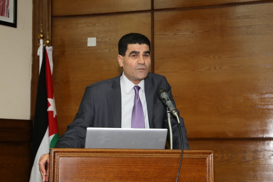 م. مهيدات يقرر تشكيل لجنة للتحقق بشكوى على بلدية إربد الكبرى