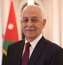 العيسوي ينقل تعازي الملك إلى عشيرة الخلايلة