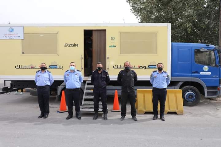 فريق الترخيص المتنقل ينهي عشرات المعاملات