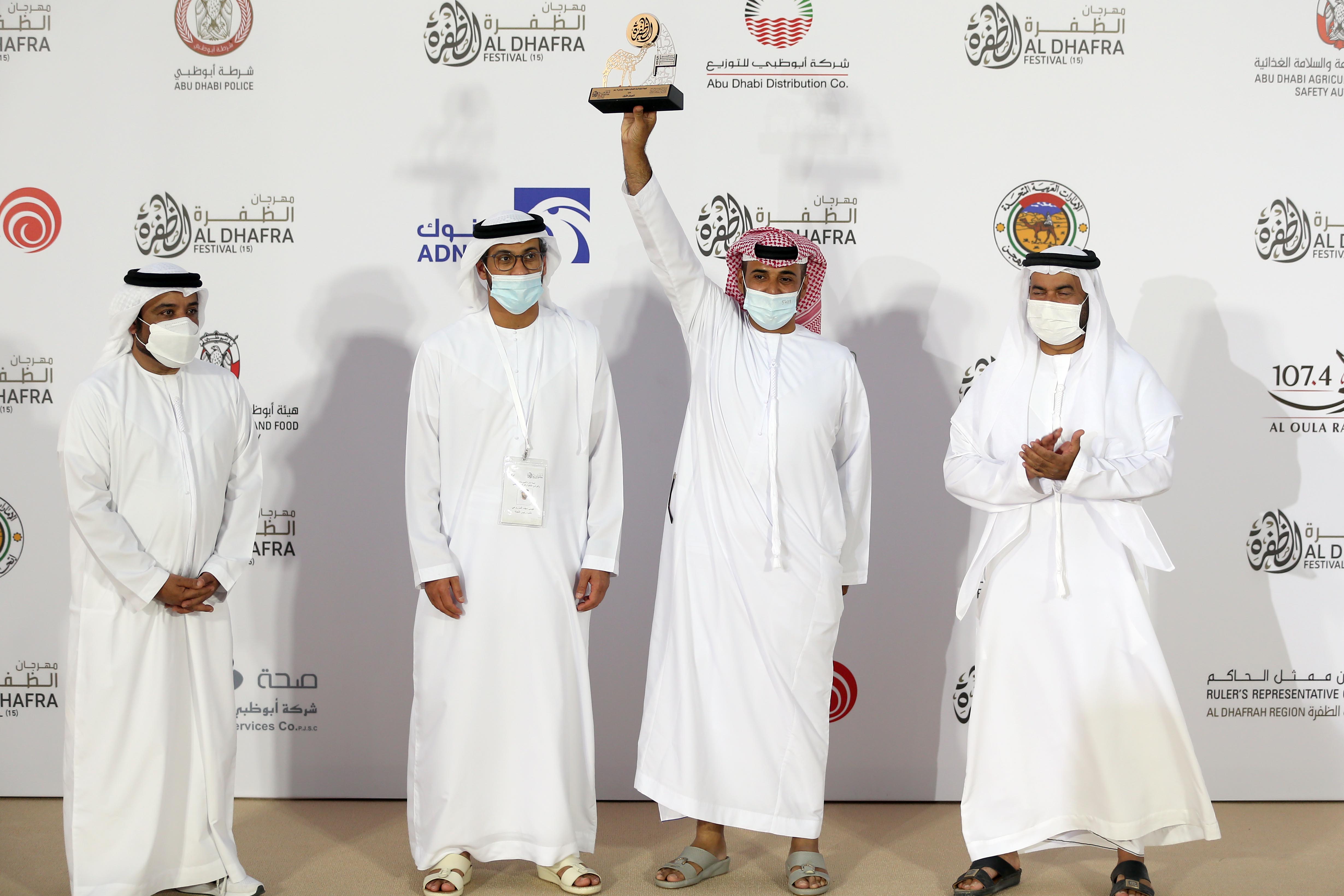 مزاينة سويحان تتوج الفائزين بأشواط اللقايا للمحليات والمجاهيم والمهجنات الأصايل