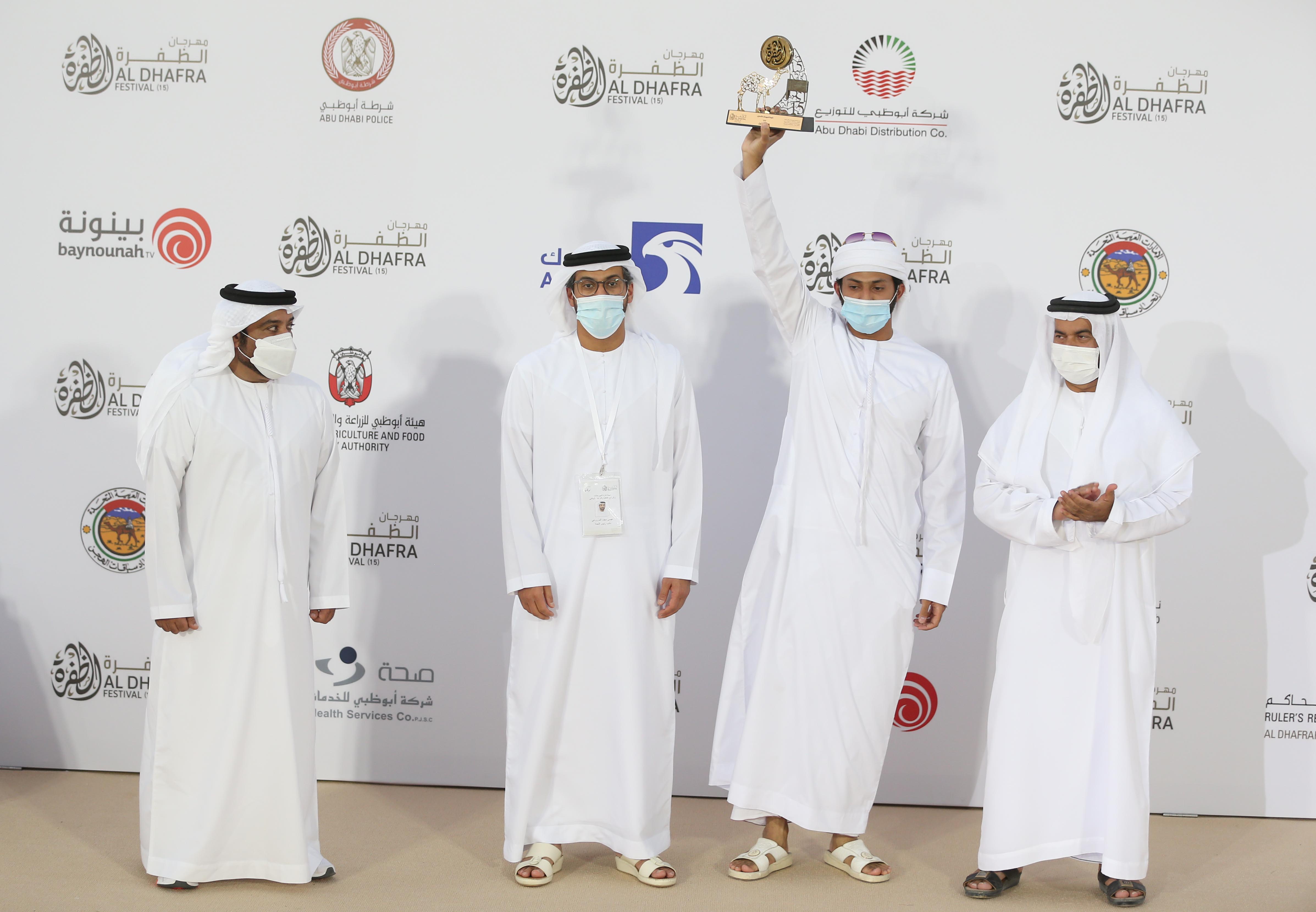 مزاينة سويحان تتوج الفائزين بأشواط اللقايا للمحليات والمجاهيم والمهجنات الأصايل