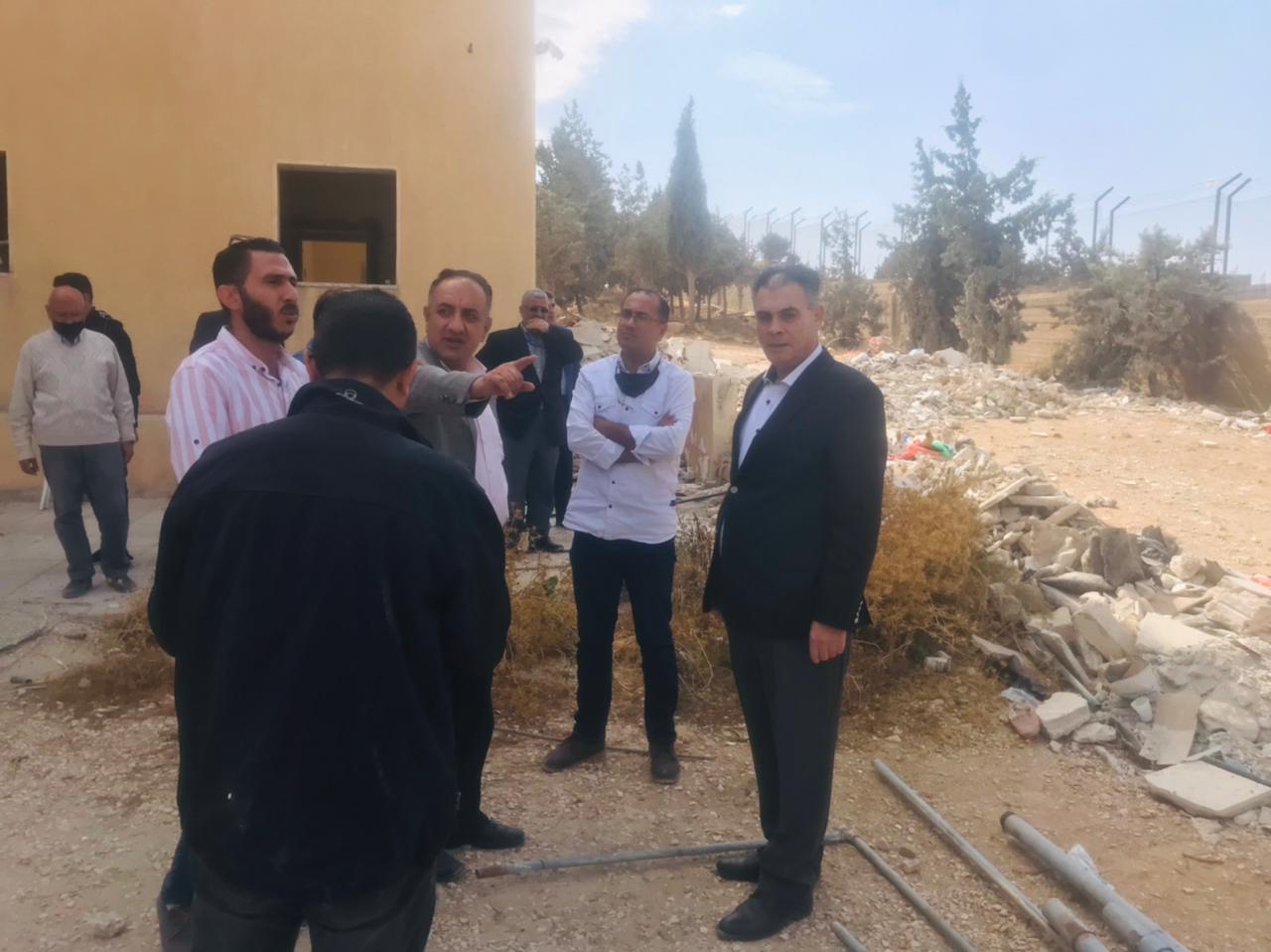 رئيس جامعة البلقاء التطبيقية في زيارة تفقدية لمشاريع المبادرات الملكية الساميه في كلية الشوبك الجامعية