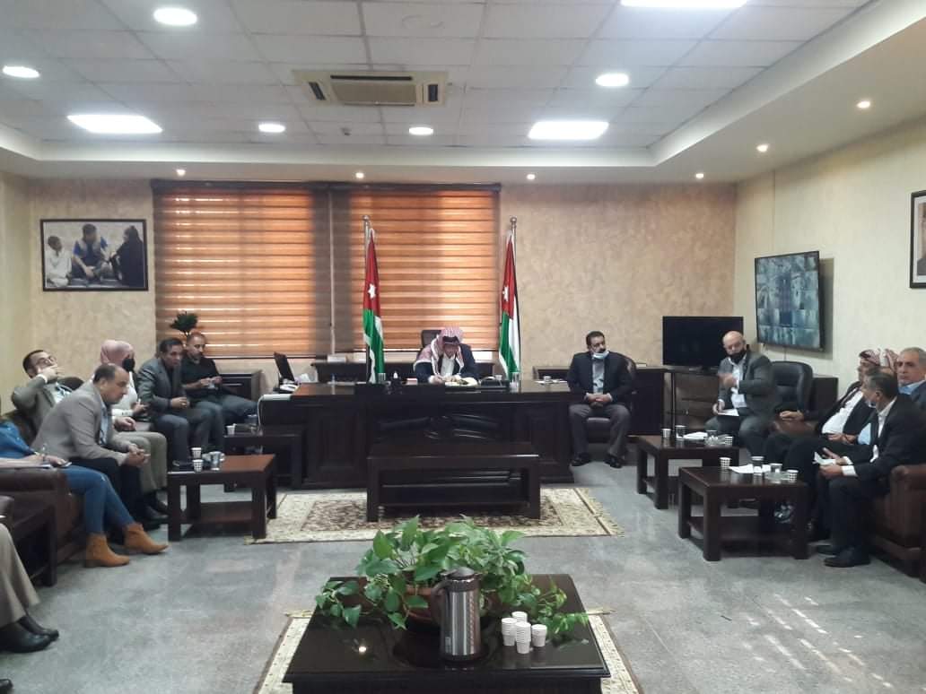 وزير الاشغال العامة والاسكان يتفقد عددا من المشاريع في جرش  