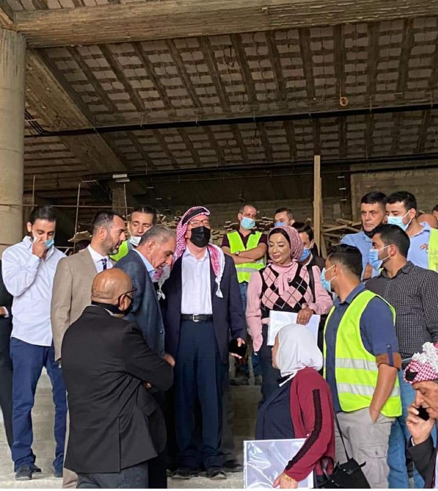 وزير الاشغال العامة والاسكان يتفقد عددا من المشاريع في جرش  