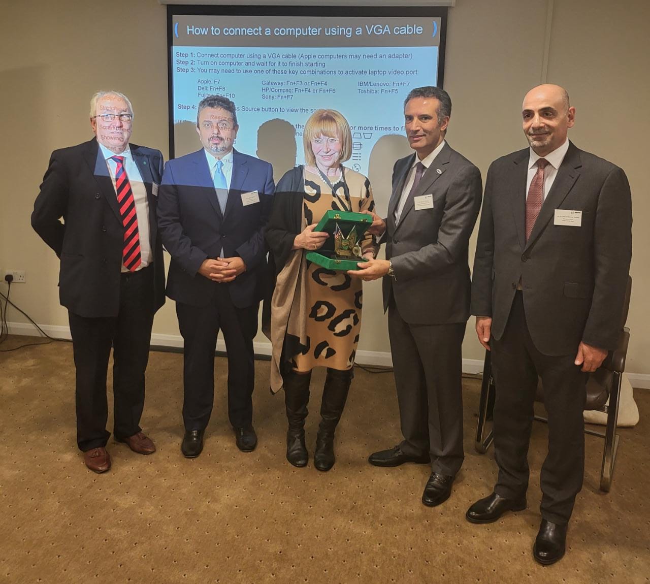 وزير السياحة والاثار يلتقي أعضاء من غرفة التجارة العربية البريطانية