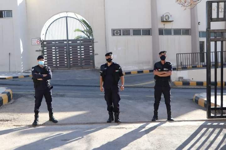 الأمن: توفير التغطية الأمنية لمباراتي الرمثا والوحدات. (صور)