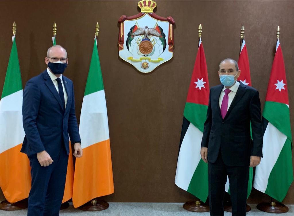 الصفدي يبحث مع نظيرة الايرلندي العلاقات الثنائية بين البلدين