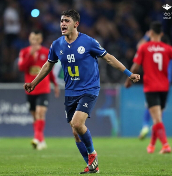 صور من تتويج نادي الرمثا بلقب الدوري