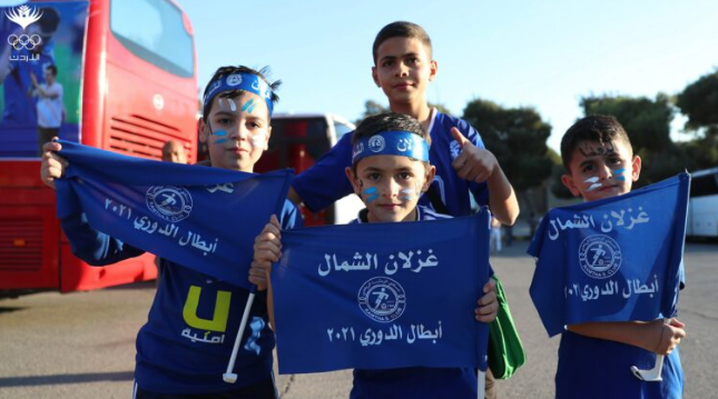 صور من تتويج نادي الرمثا بلقب الدوري