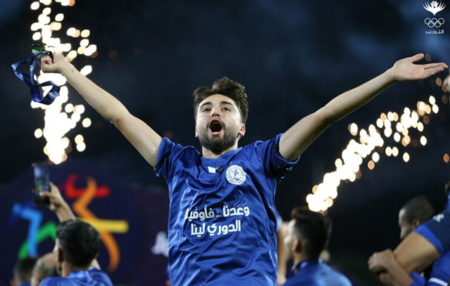 صور من تتويج نادي الرمثا بلقب الدوري