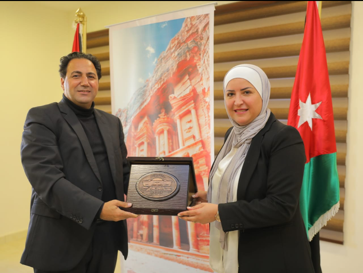 شريم تدعو لتكثيف الجهود للنهوض بقطاع السياحة