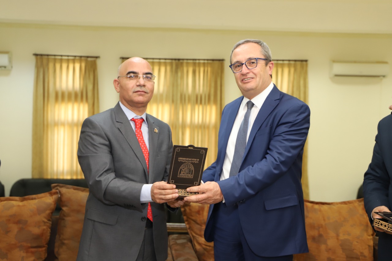 انفوقه يرعى ختام فعاليات دورة  تطبيقيات معايير الرقابة الداخلية في البلقاء التطبيقية