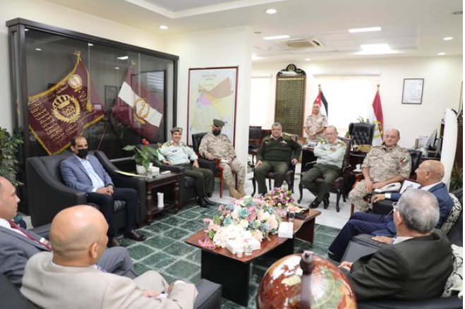 “الخدمات الطبية” تبحث التعاون مع “صحة النواب”