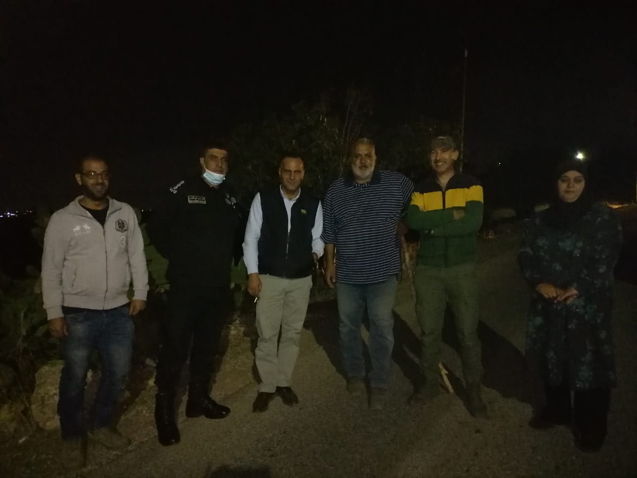 مواصلة إخماد حريق في حراج كفر عوان بالكورة