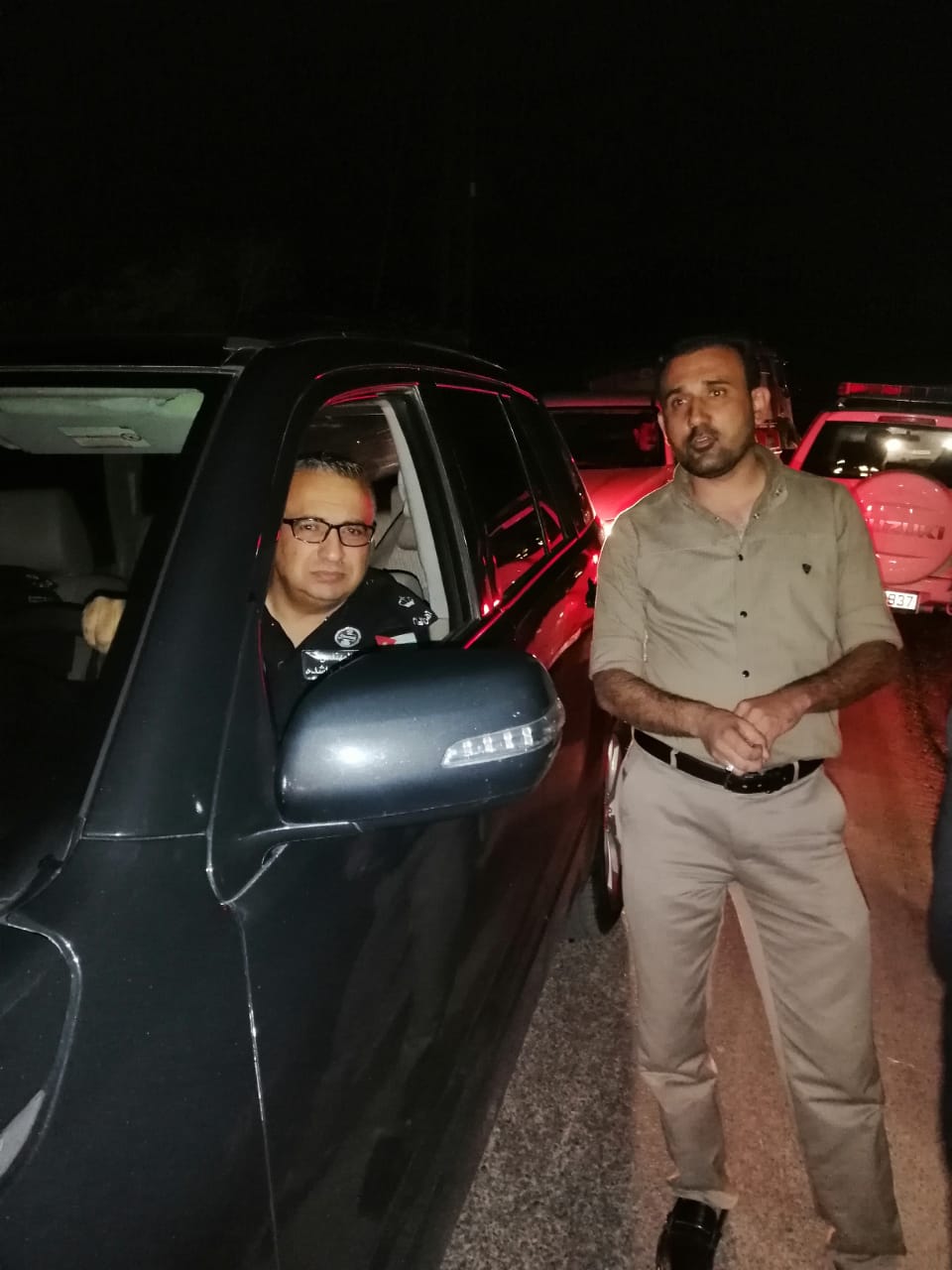 مواصلة إخماد حريق في حراج كفر عوان بالكورة