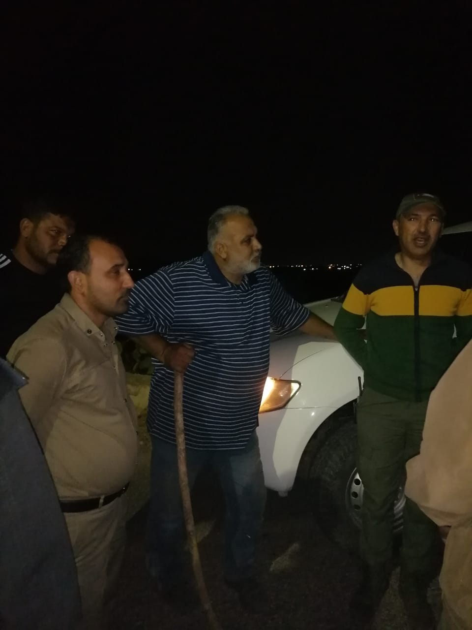 مواصلة إخماد حريق في حراج كفر عوان بالكورة