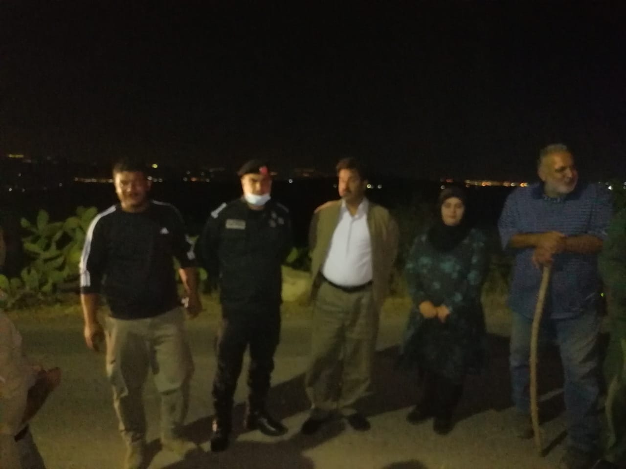 مواصلة إخماد حريق في حراج كفر عوان بالكورة