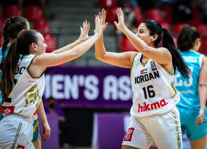 “سيدات السلة” يتأهلن إلى نصف نهائي كأس آسيا