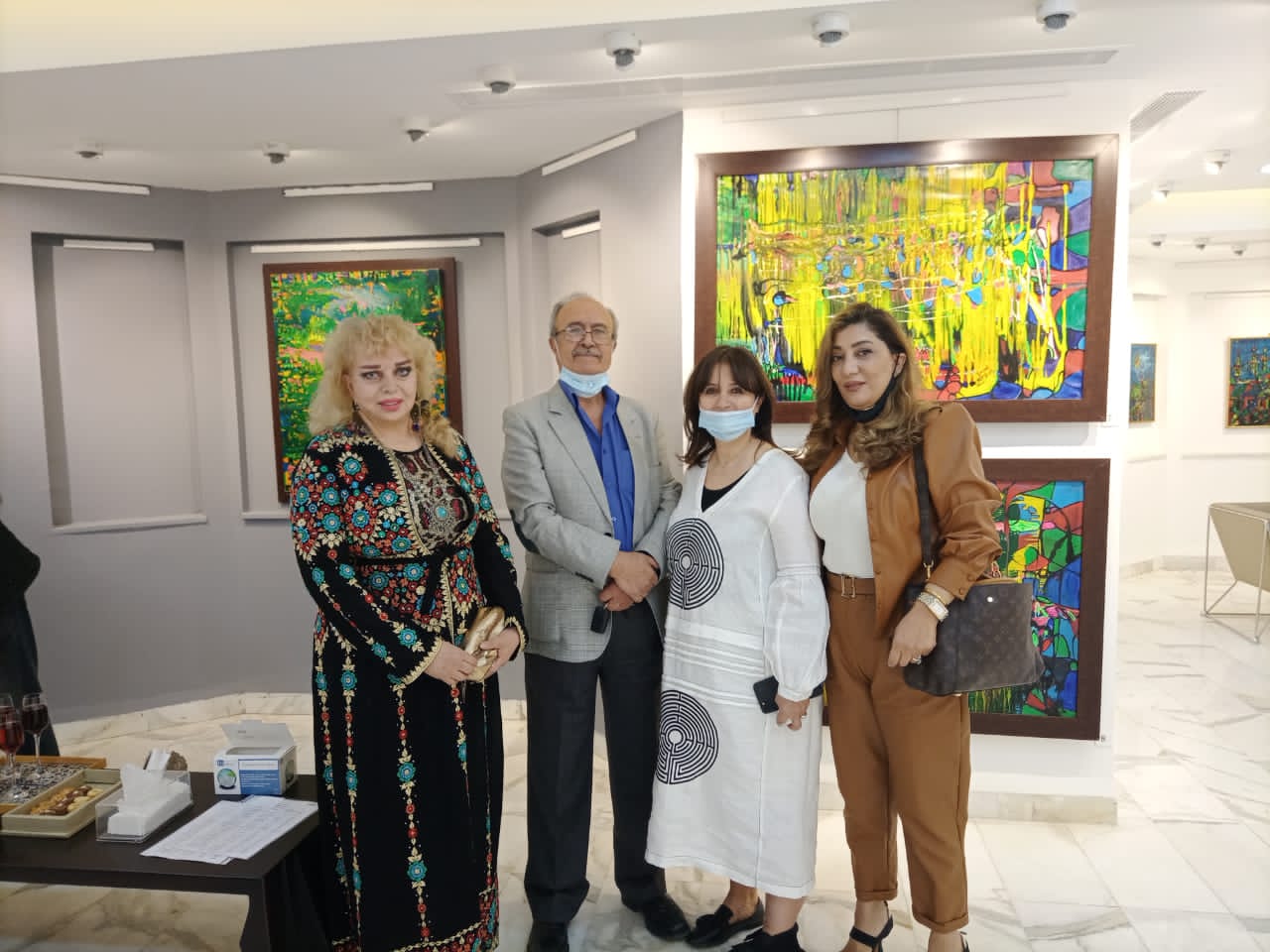  الشريفة ناصر تفتتح معرض (لون ونغم) للفنانة الربضي في جالري جودار