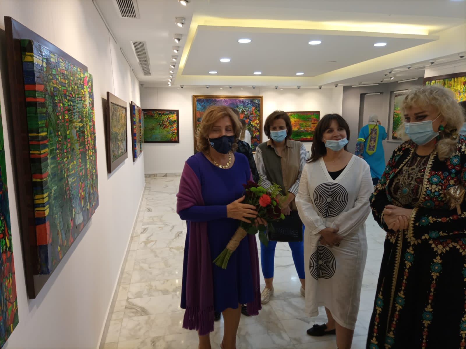  الشريفة ناصر تفتتح معرض (لون ونغم) للفنانة الربضي في جالري جودار