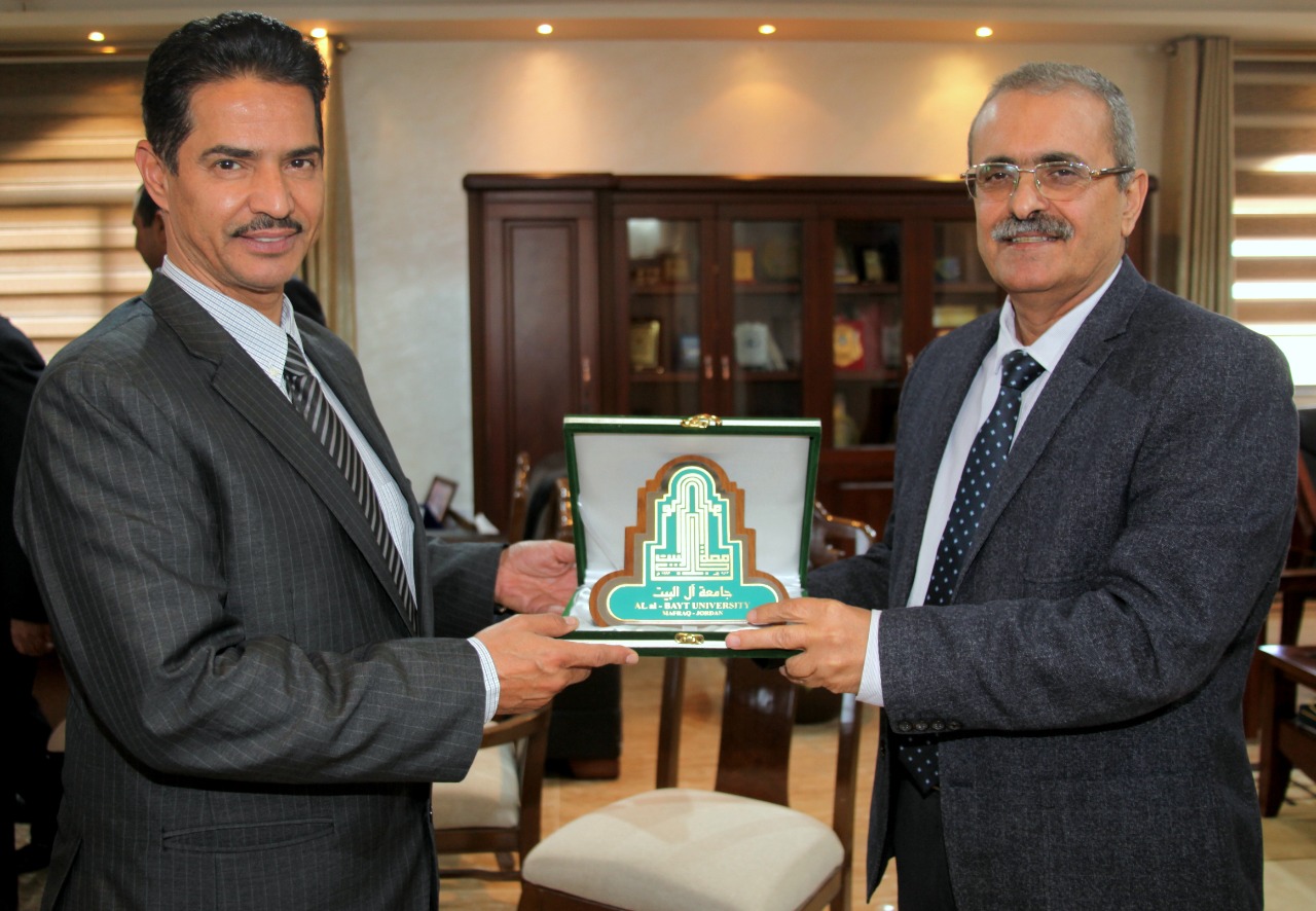 الضمور   أبوابنا وقلوبنا مفتوحة للطلبة السعوديين  