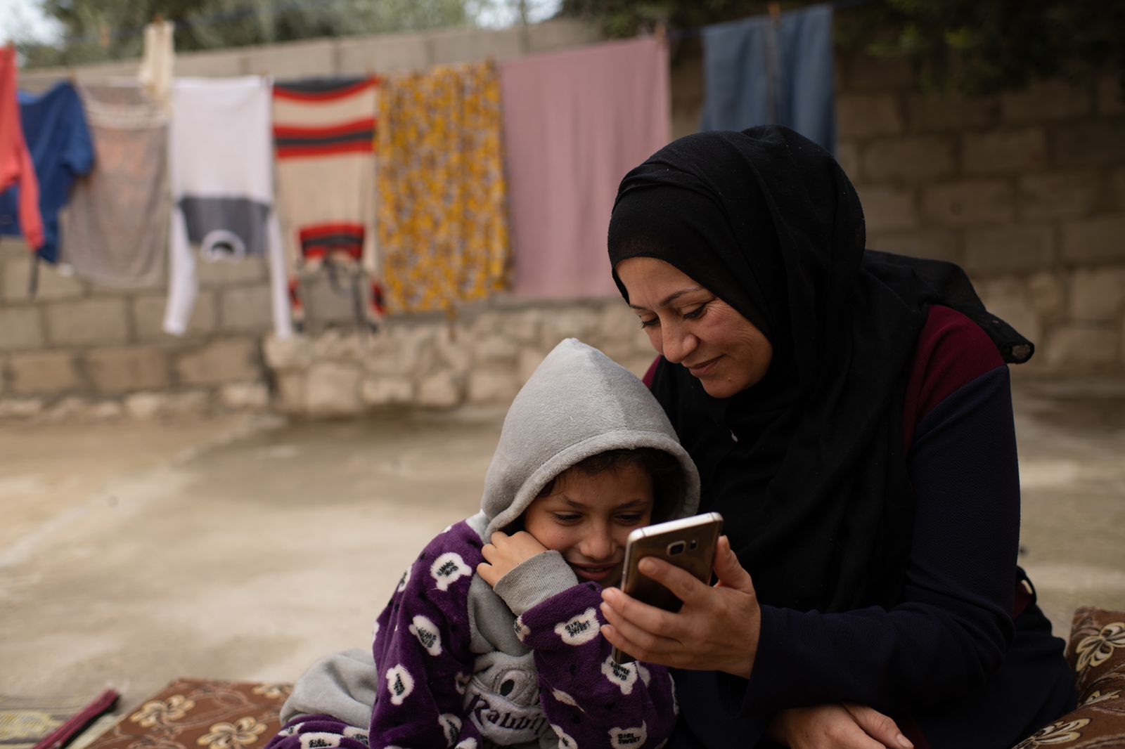 المفوضية تبدأ بتوزيع المساعدات الشتاء النقدية للاجئين في الأردن