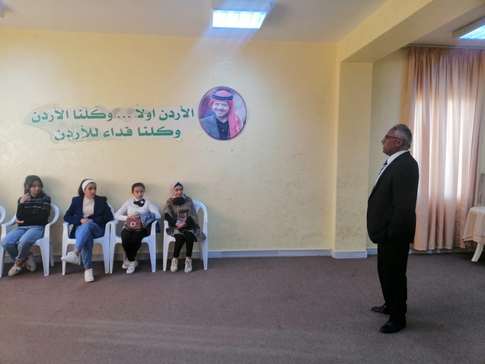 ورشة عمل الرياضه و الصحة النفسية  في مركز شابات المنشية بمديرية شباب المفرق  