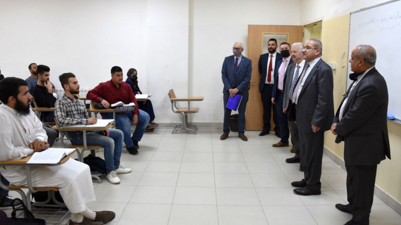 وفد من الاعتمادية البريطانية أسيك يزور جامعة جدارا 