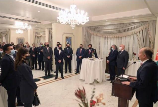 ولي العهد يلتقي شخصيات مصرية في منزل العضايلة