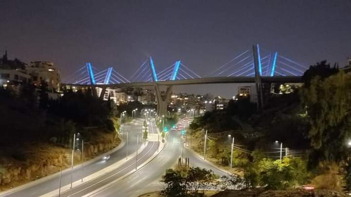 الأمانة تضيء معالم عمّان احتفاءً باليوم الوطني للمملكة