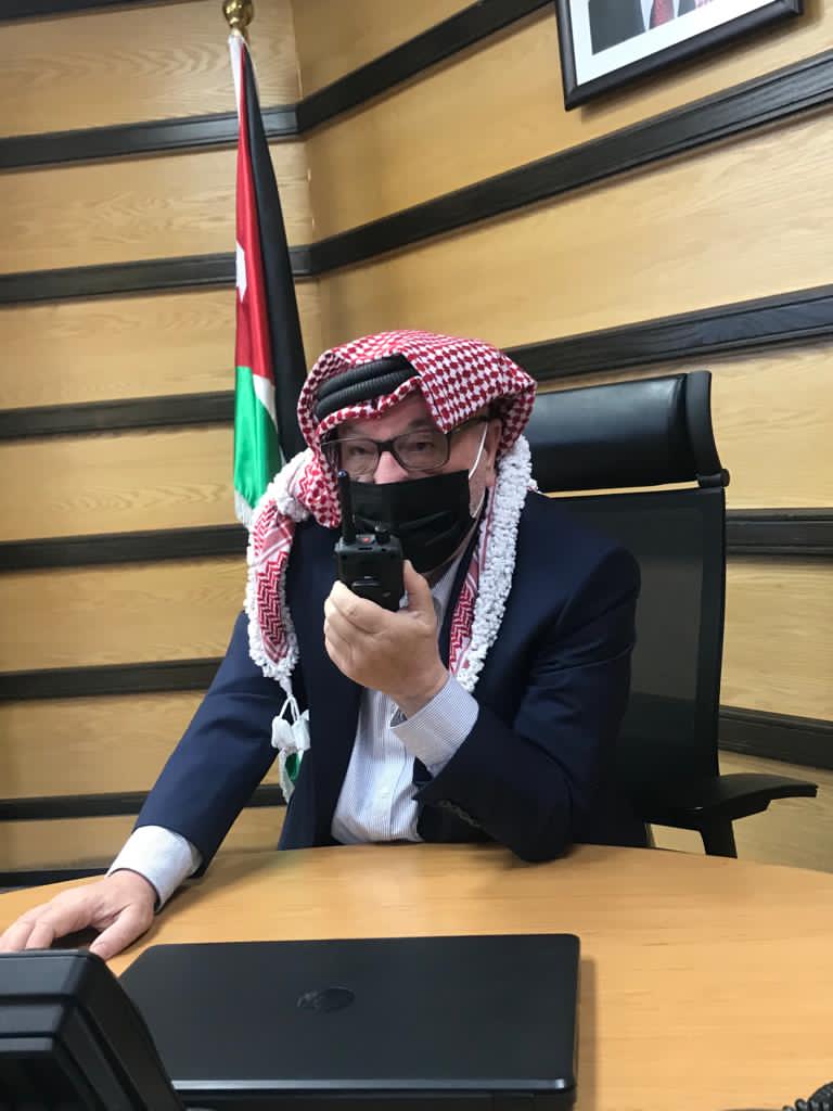 وزير الأشغال يتابع من غرفة الطوارئ المركزية استعدادات الوزارة