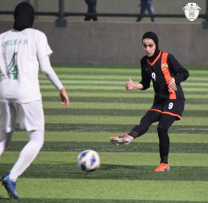 عمان يتوج بلقب بطولة الأندية الآسيوية للسيدات