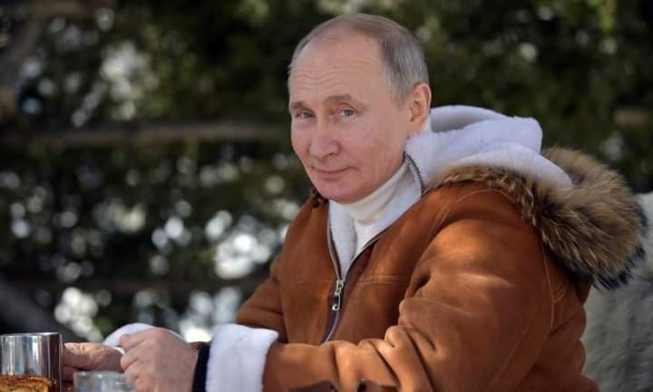 بوتين: مستعدون للمساعدة بحل أزمة الهجرة على حدود بيلاروسيا وبولندا