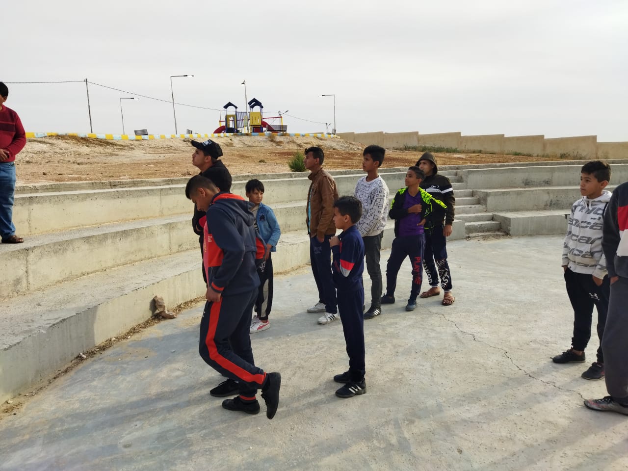 مركز شباب الدجنية يقيم بطولة خماسي كرة القدم بمناسبة مئوية الدولة الأردنية .. صور 