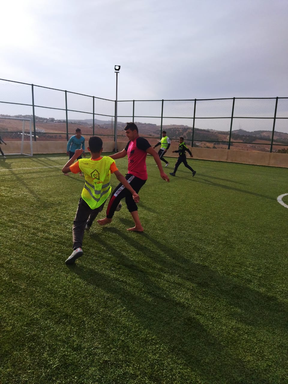 مركز شباب الدجنية يقيم بطولة خماسي كرة القدم بمناسبة مئوية الدولة الأردنية .. صور 