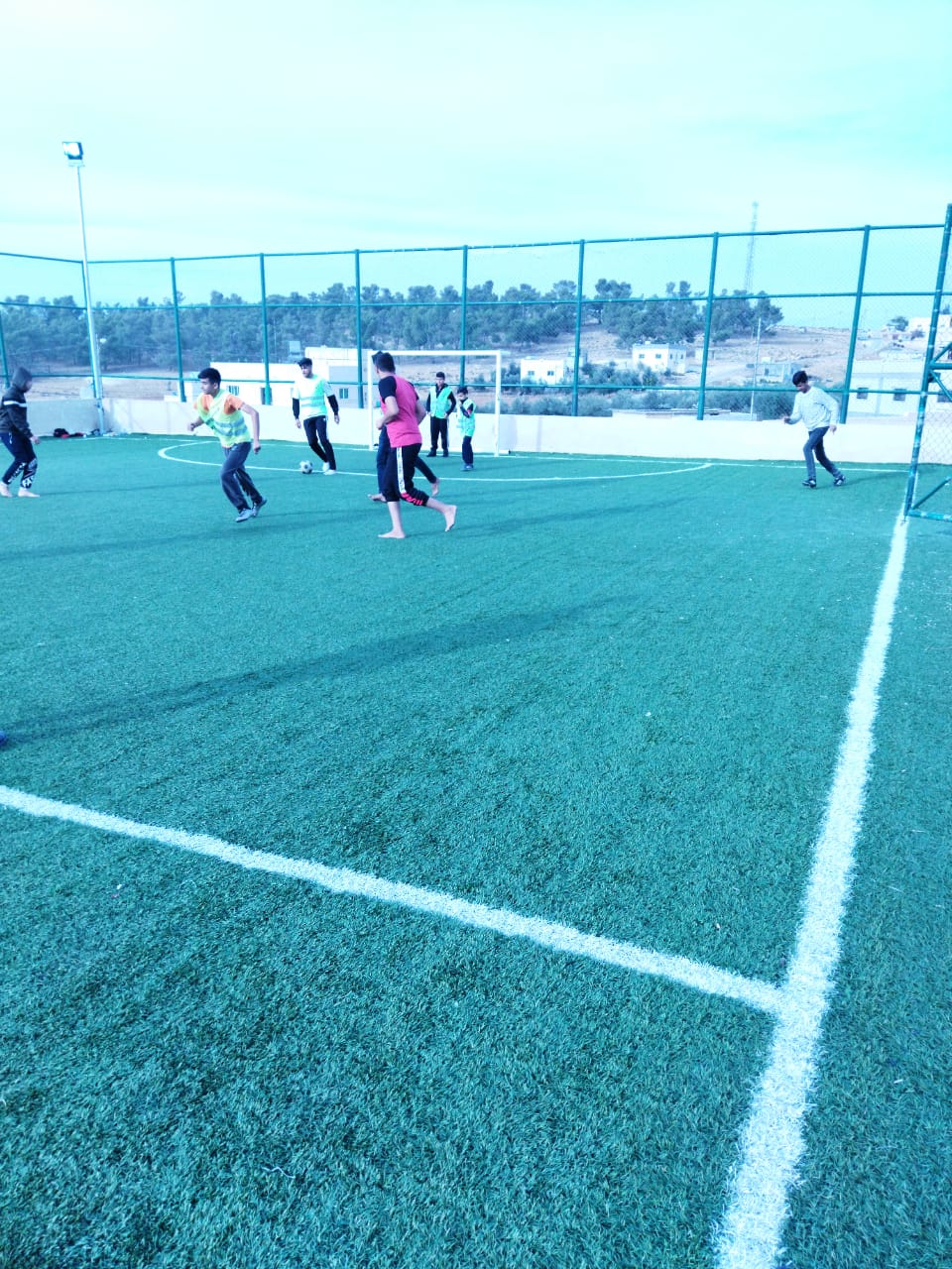 مركز شباب الدجنية يقيم بطولة خماسي كرة القدم بمناسبة مئوية الدولة الأردنية .. صور 