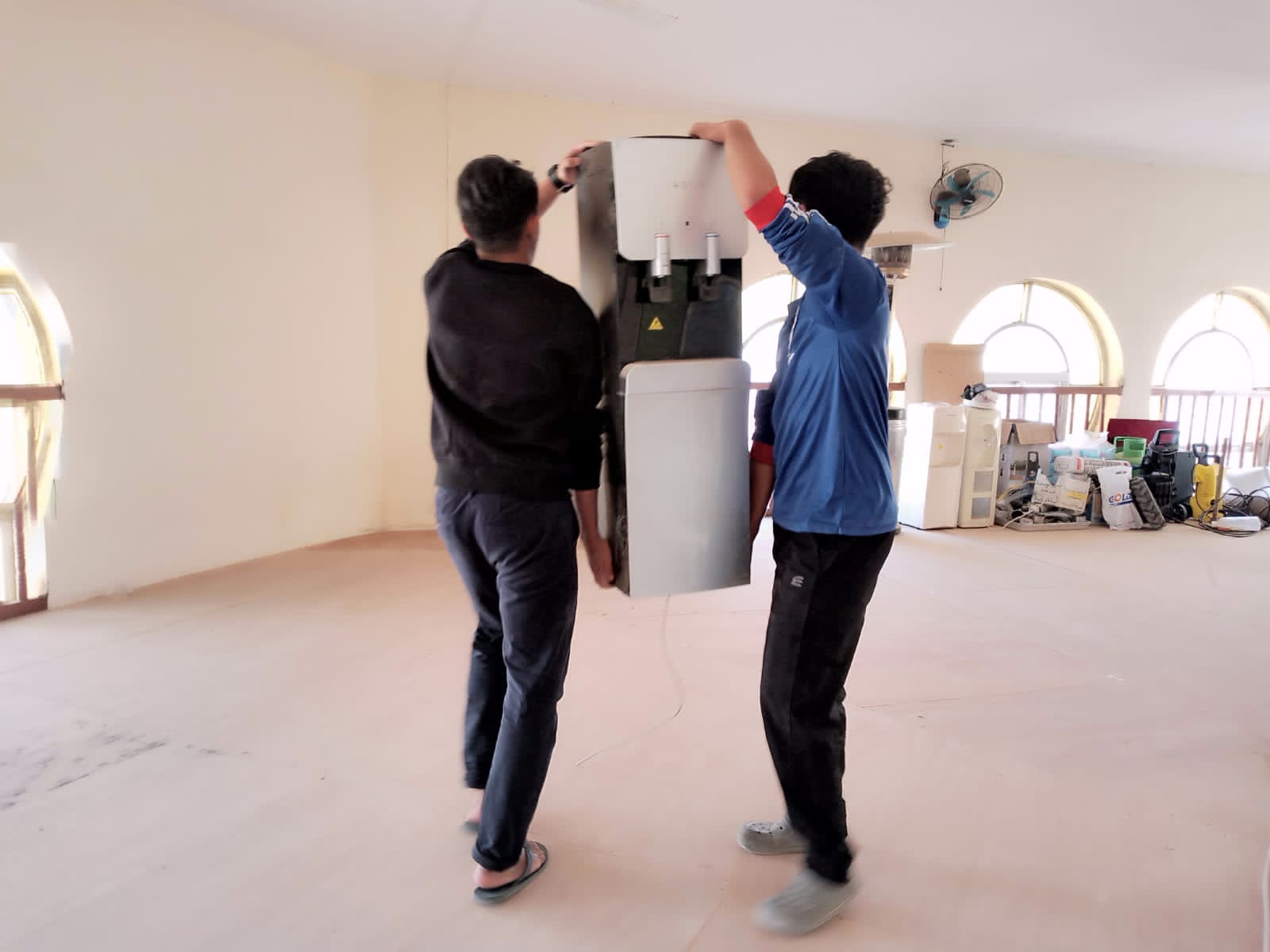 الطلبة الوافدين في جامعة آل البيت ينفذون حملة تطوعية 